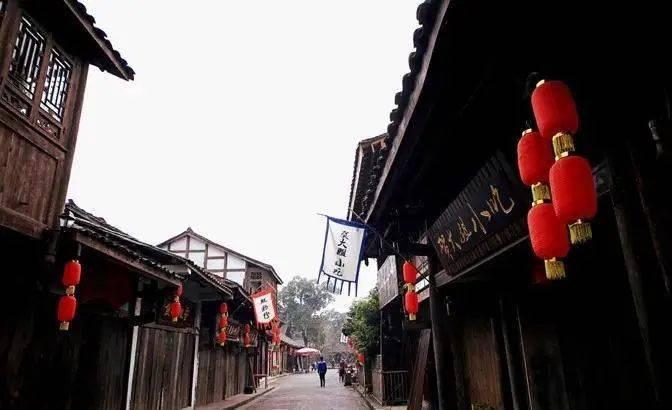 手握爆剧《开端》，和吴磊合作，赵今麦能否一改颓势跻身顶流？